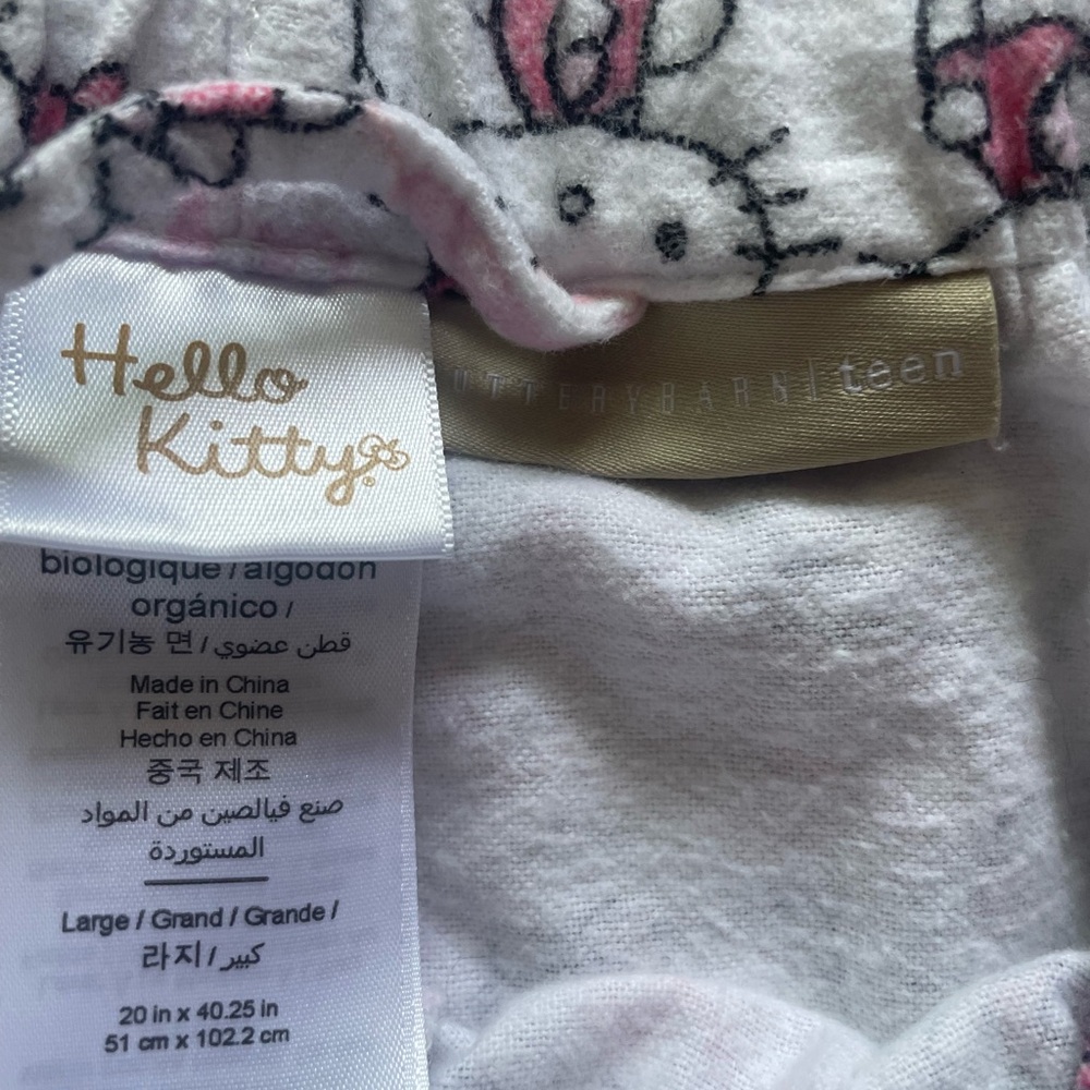 Hello Kitty White and Pink Pajama Set